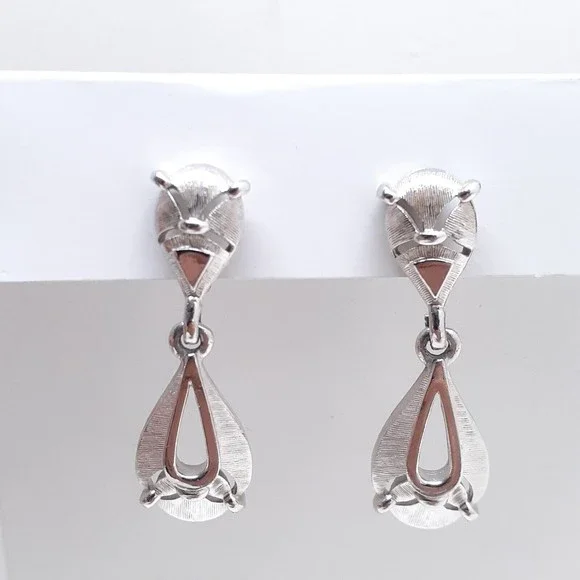 Vintage Crown Trifari Earrings Signed Clip On Silver Tone Dangle - Picture 15 of 16